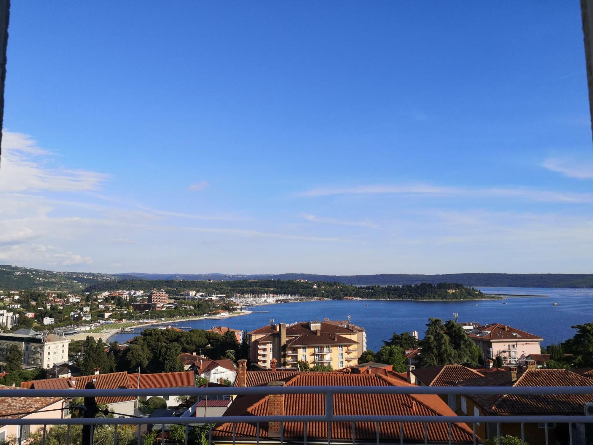 Bazilij Seaview Apartment Portoroz Bagian luar foto